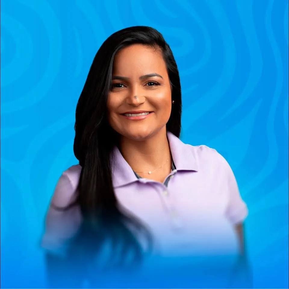 Débora Regis Apresenta Equipe de Transição em Lauro de Freitas