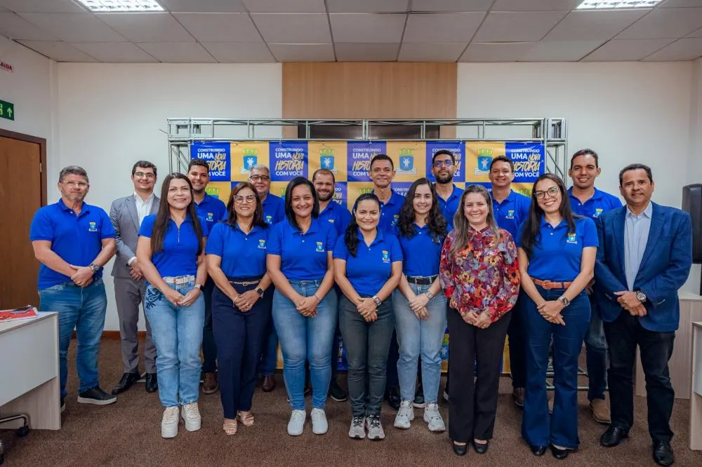 Débora Regis anuncia mais 5 nomes e reforça secretariado