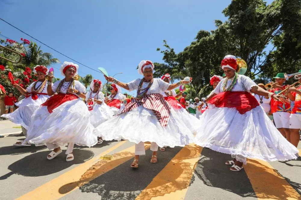 Com intensa participação popular, Monte Gordo celebra padroeiro São Francisco de Assis