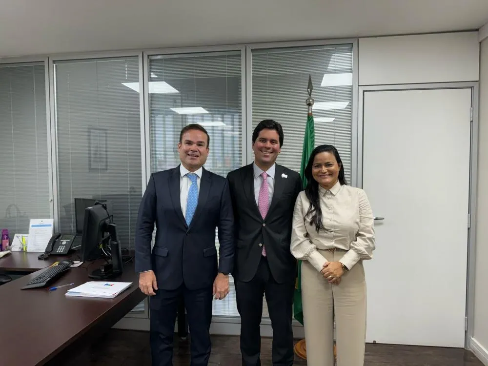 Em reunião com ministro do Esporte, Débora Regis viabiliza R$5 milhões para revitalizar equipamentos de Lauro de Freitas