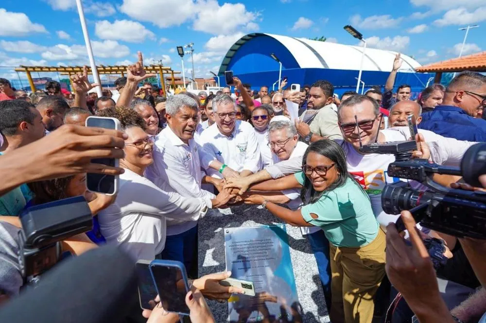 Novo complexo poliesportivo é inaugurado no CSU do Gravatá em Camaçari