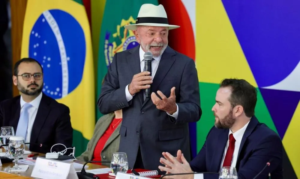 Lula anuncia novo Desenrola Brasil para renda de até R$ 8,1 mil