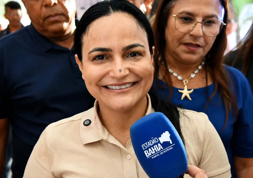 Débora Regis destaca ampliação de refeições gratuitas com reforma da Cozinha Comunitária de Itinga